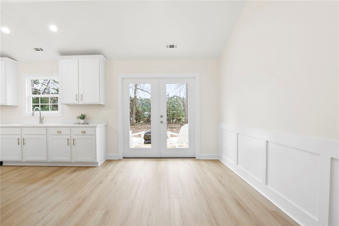 1005 Cove Circle Anderson, SC 29626 - Photo 14 of 48