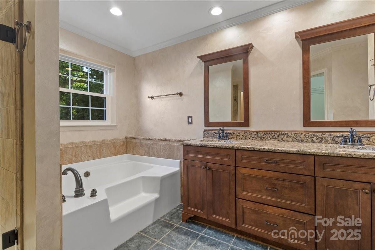 5074 Cobblestone Road Winston-Salem, NC 27106 - Photo 6 of 30 Gallery Image 6