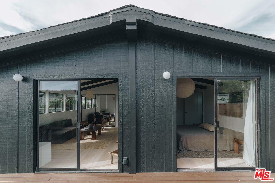 29500 Heathercliff Road, Unit 220 Malibu, CA 90265 - Photo 30 of 43