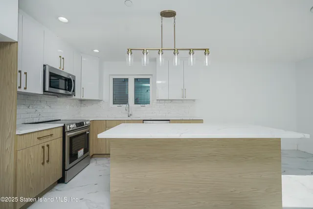 $858,000 | 66 Hempstead Avenue | Midland Beach