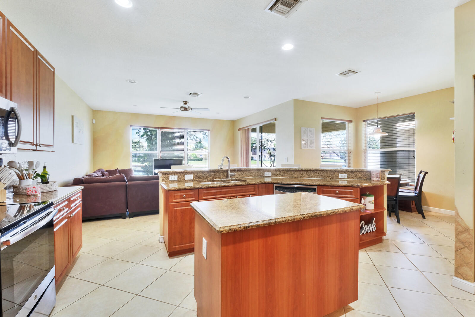6683 Traveler Road West Palm Beach, FL 33411 - Photo 13 of 57 13_Image_13_mls