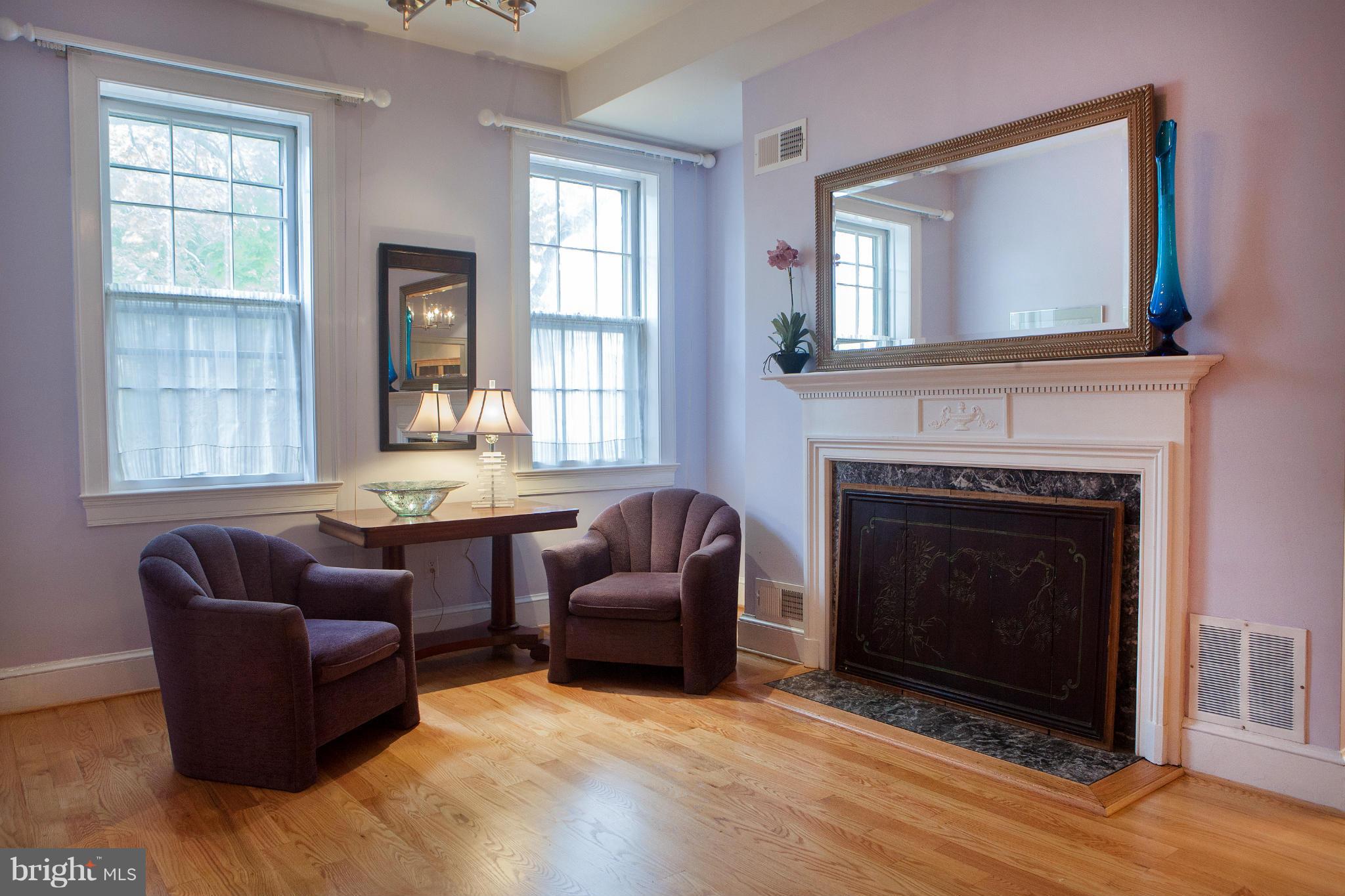 535 4th Street Southeast Washington, DC 20003 - Photo 7 of 30 East Facing End of Living Room