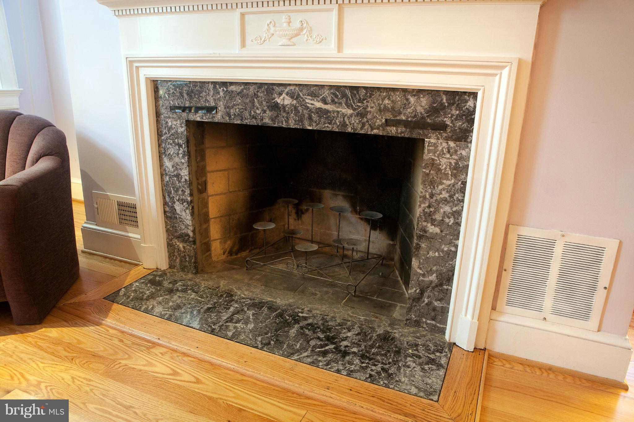 535 4th Street Southeast Washington, DC 20003 - Photo 9 of 30 Interior (General)