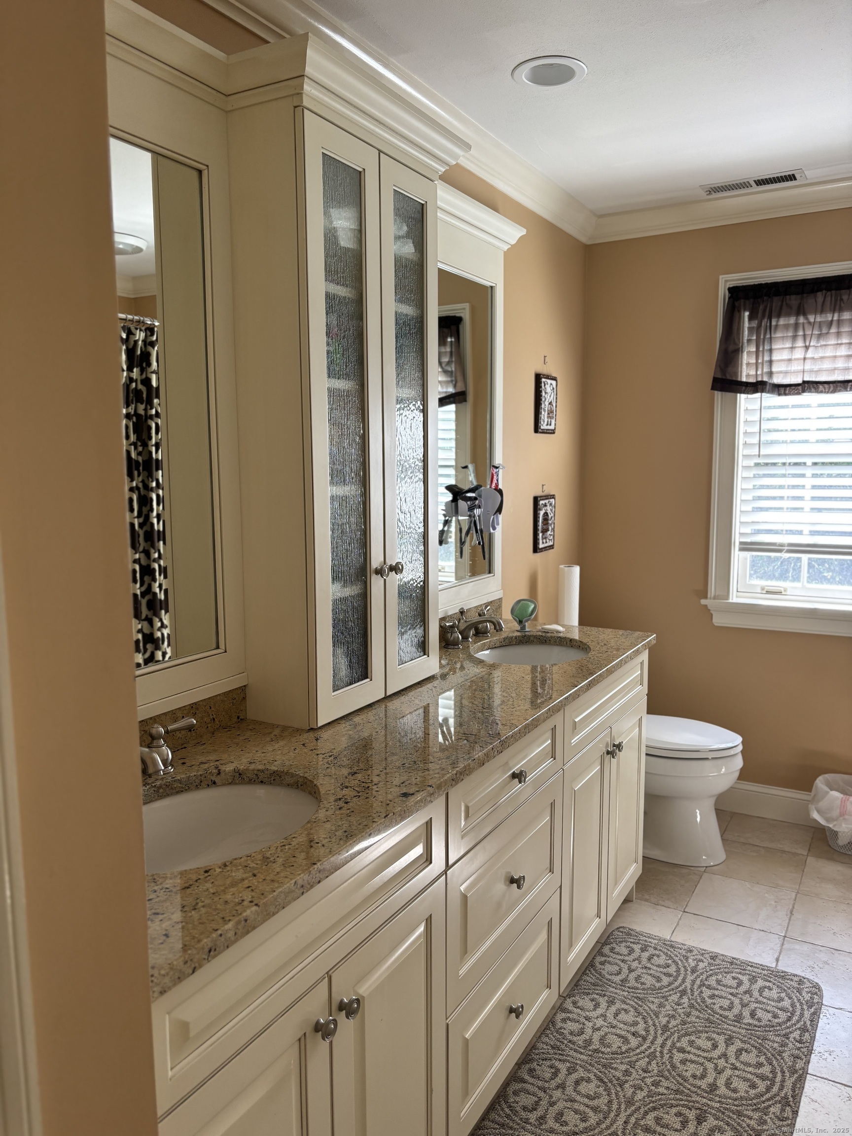 28 Gaylord Glen Waterbury, CT 06708 - Photo 1 of 26