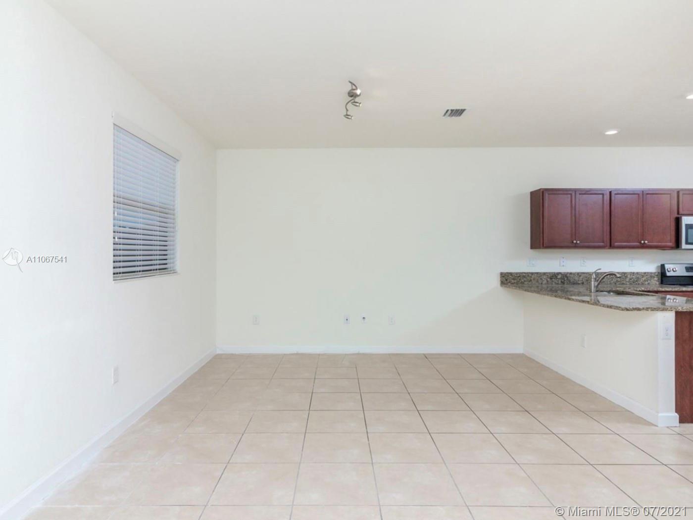 11577 Southwest 253rd Street Homestead, FL 33032 - Photo 11 of 33 Gallery Image 11