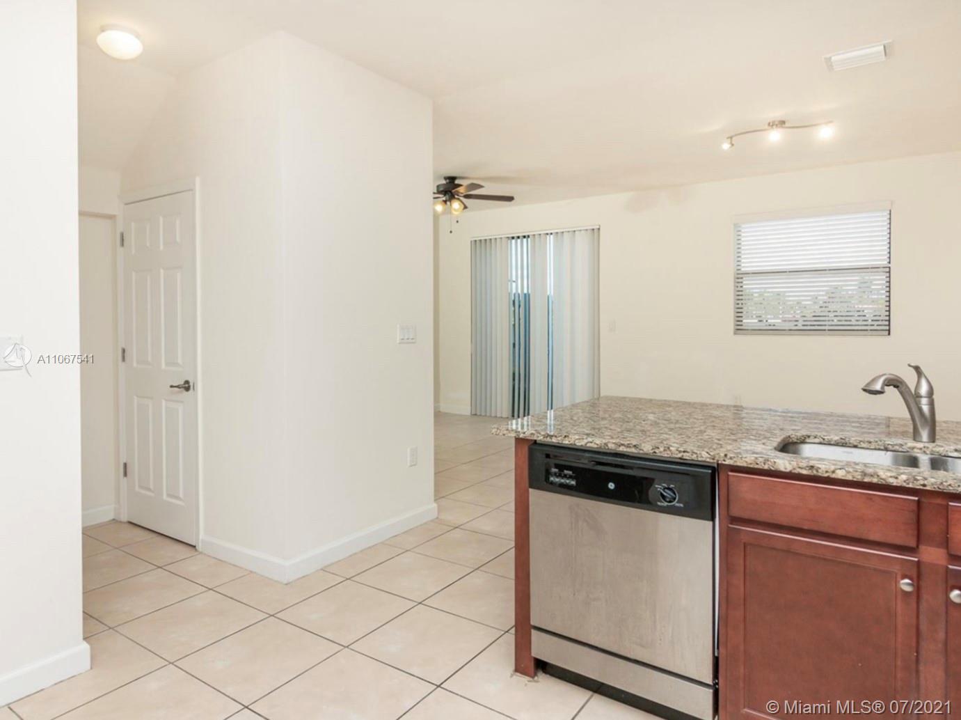 11577 Southwest 253rd Street Homestead, FL 33032 - Photo 12 of 33 Gallery Image 12