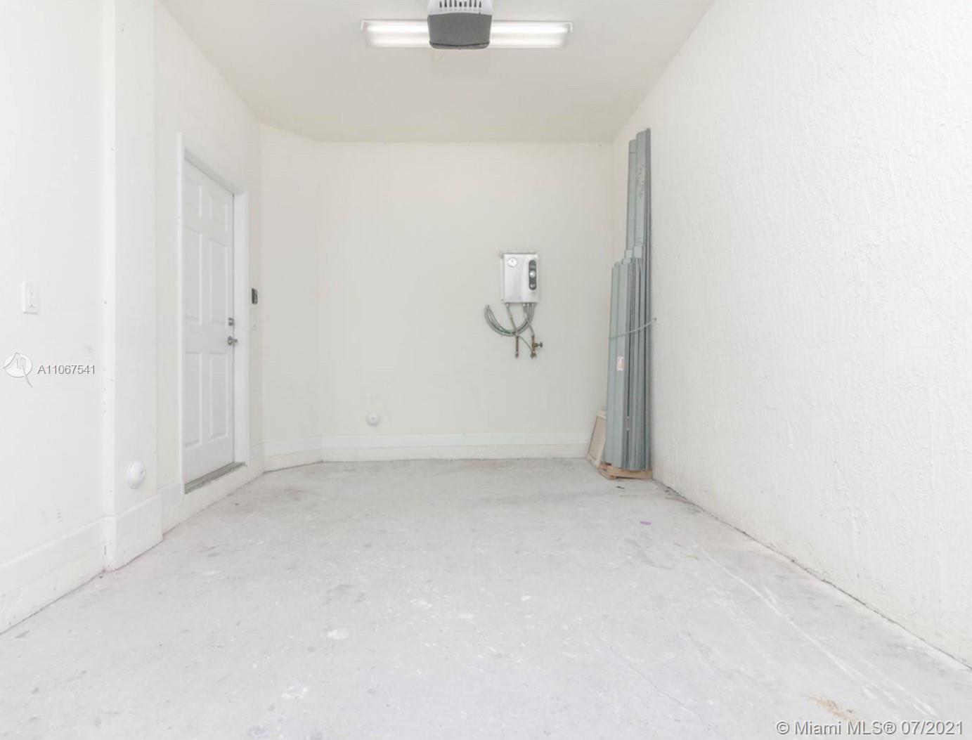 11577 Southwest 253rd Street Homestead, FL 33032 - Photo 18 of 33 Gallery Image 18