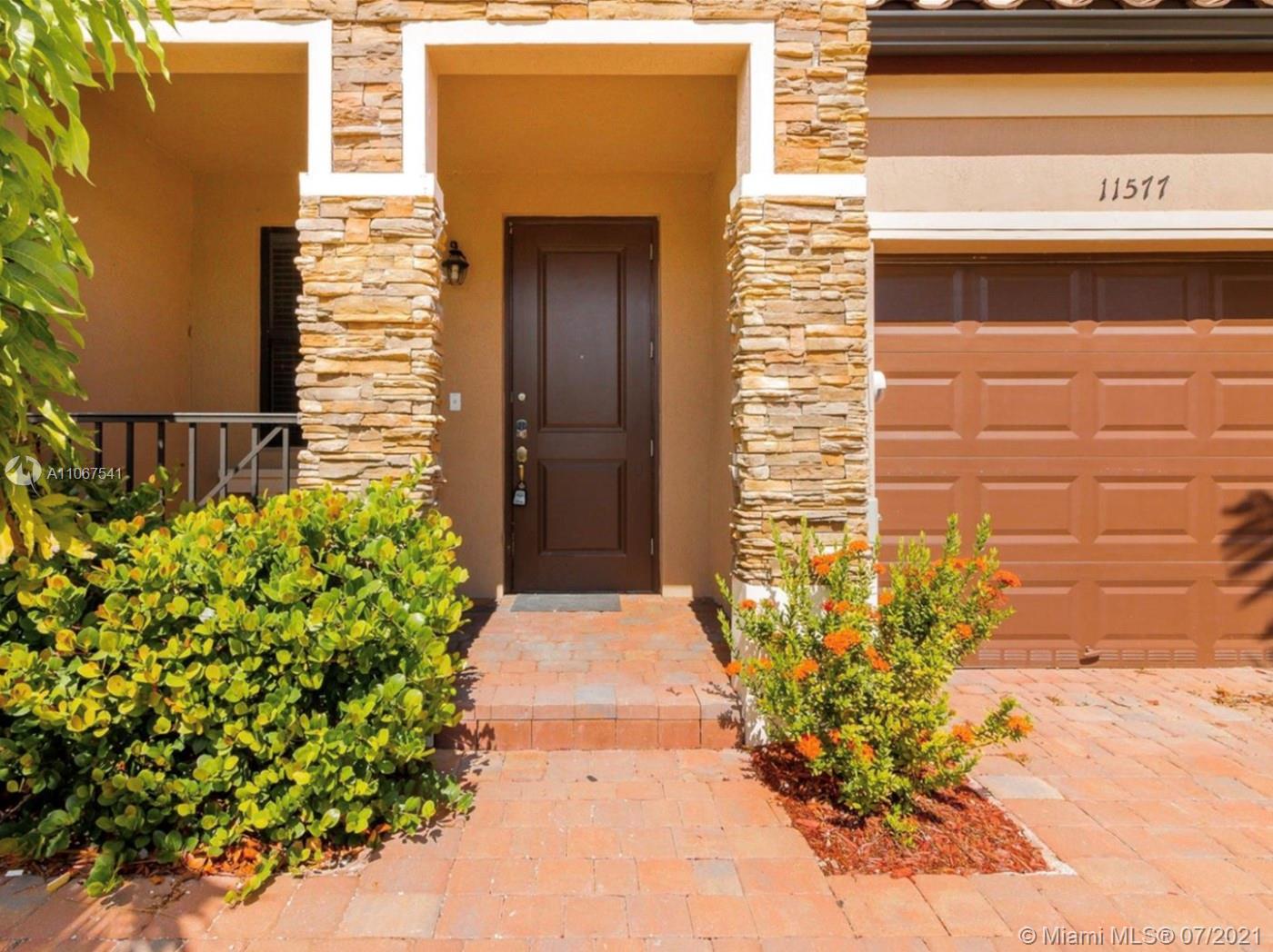 11577 Southwest 253rd Street Homestead, FL 33032 - Photo 3 of 33 Gallery Image 3