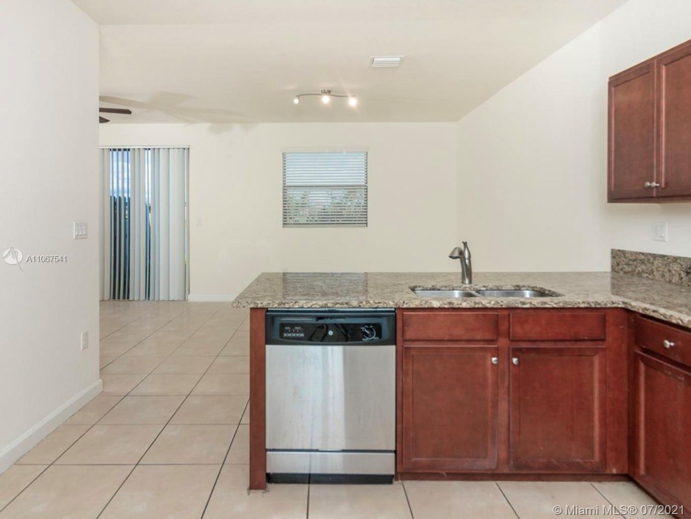 11577 Southwest 253rd Street Homestead, FL 33032 - Photo 10 of 33 Gallery Image 10