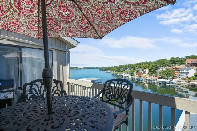 $250,000 | 245 Indian Pointe, Unit 245, Osage Beach, MO 65065