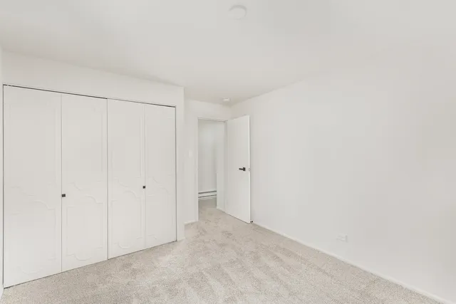 $124,900 | 9724 Karlov Avenue, Unit 103, Oak Lawn, IL 60453