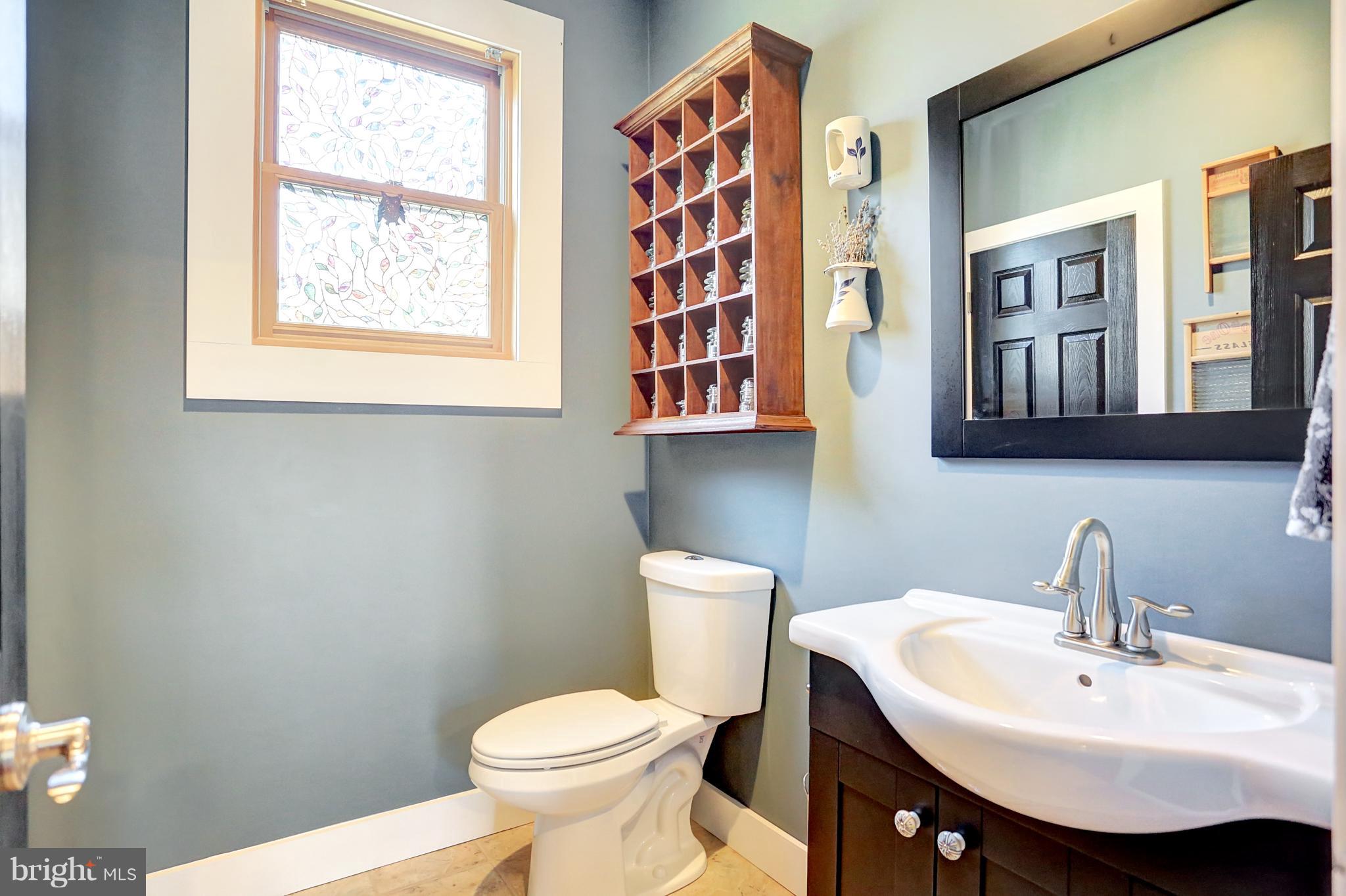 34 East Lemon Street Lititz, PA 17543 - Photo 12 of 54