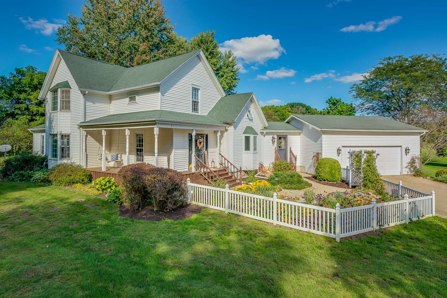 65620 Oak Road North Liberty, IN 46554 - Photo 1 of 36 Gallery Image 1