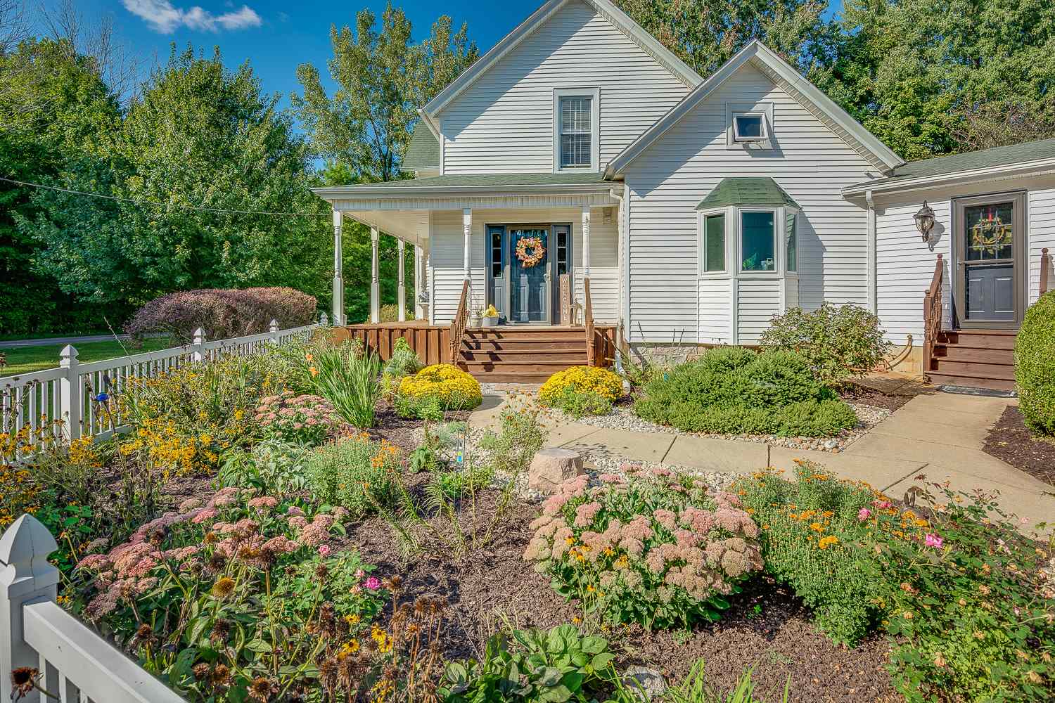 65620 Oak Road North Liberty, IN 46554 - Photo 2 of 36 Gallery Image 2