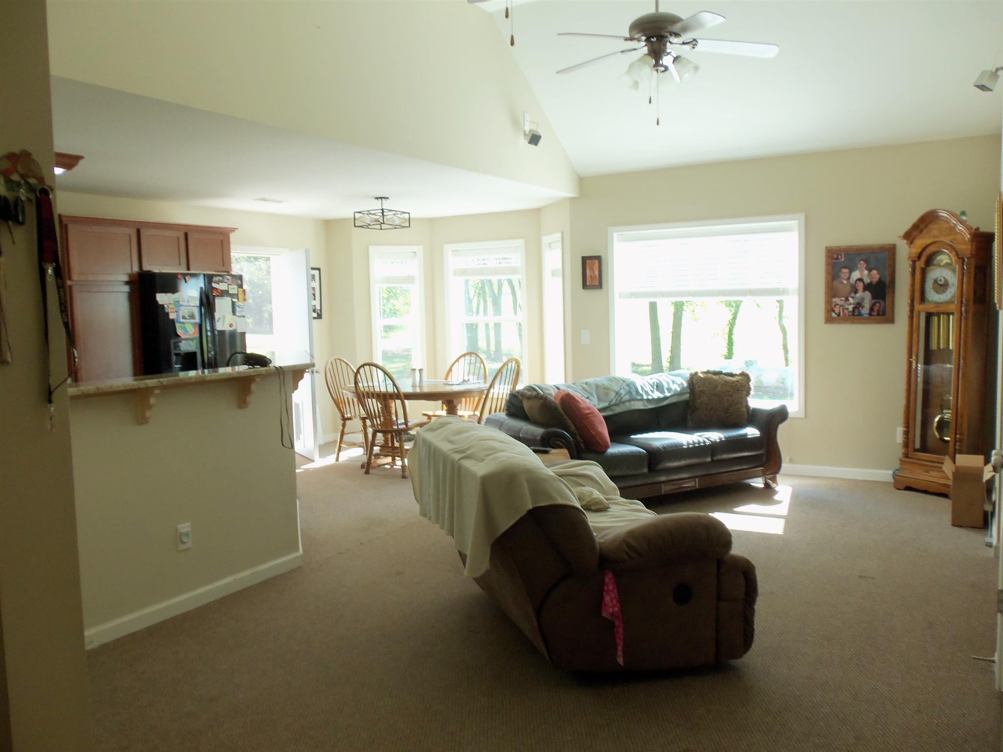 2960 Rossview Road Clarksville, TN 37043 - Photo 5 of 26 a living room with furniture and a flat screen tv