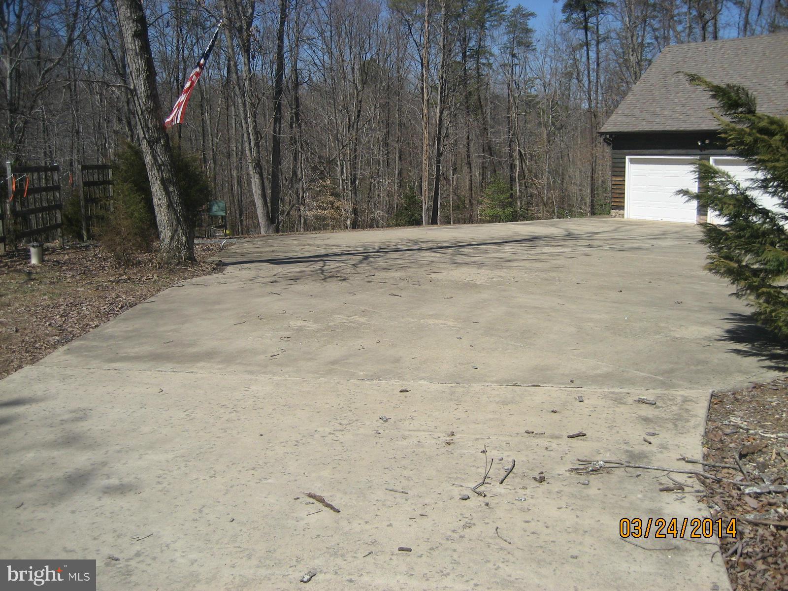 2114 Country Road Beaverdam, VA 23015 - Photo 29 of 30 Exterior (Front)