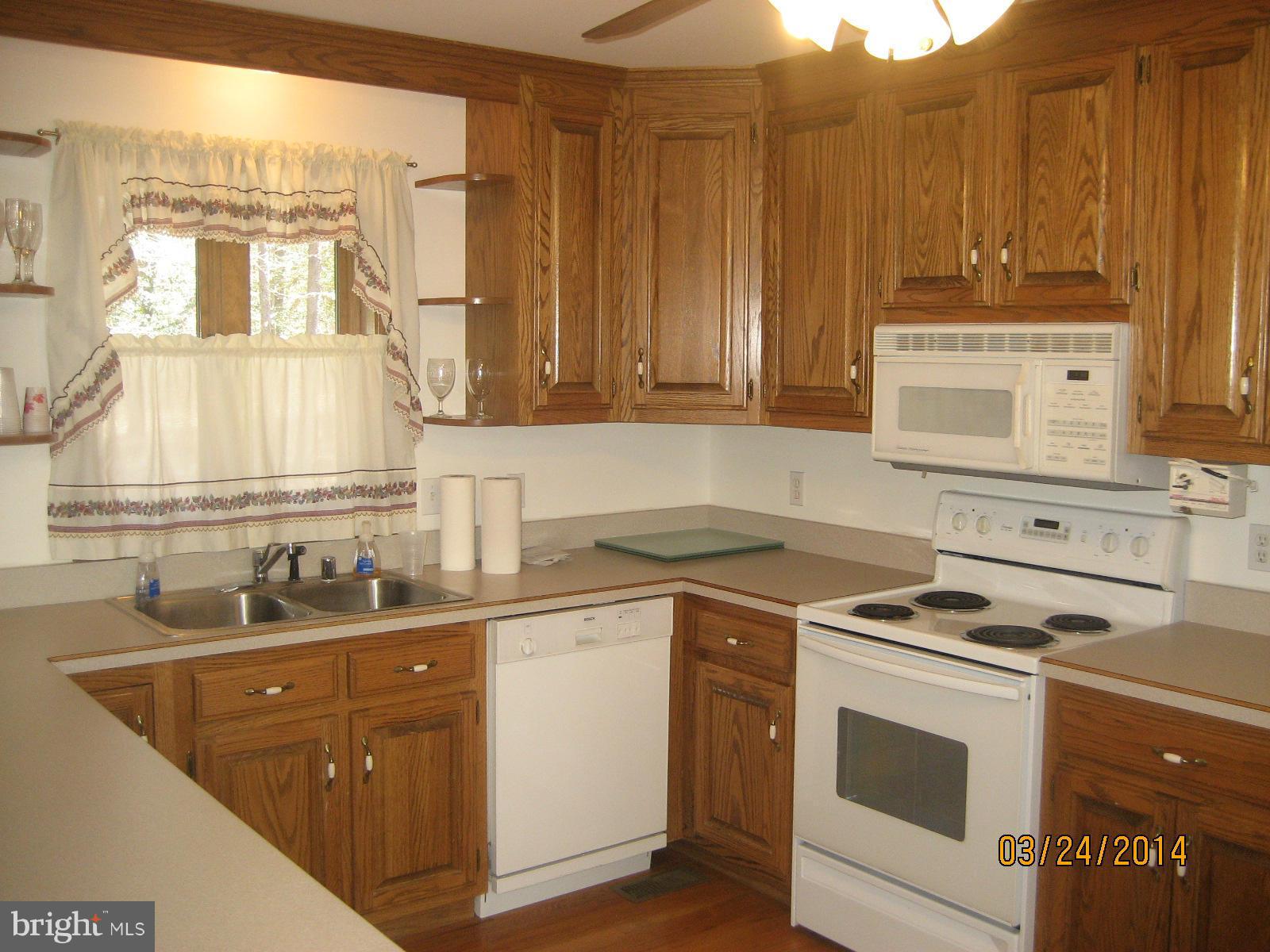 2114 Country Road Beaverdam, VA 23015 - Photo 3 of 30 Kitchen