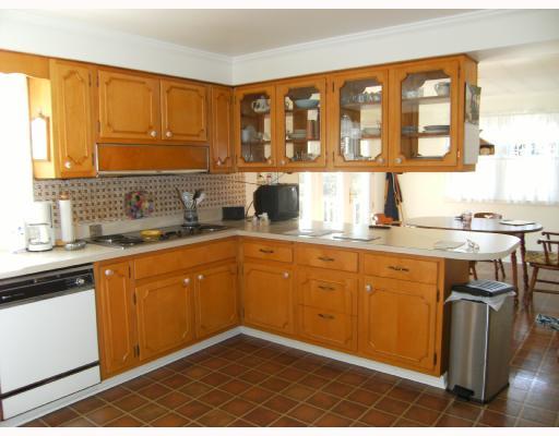 Kitchen. 