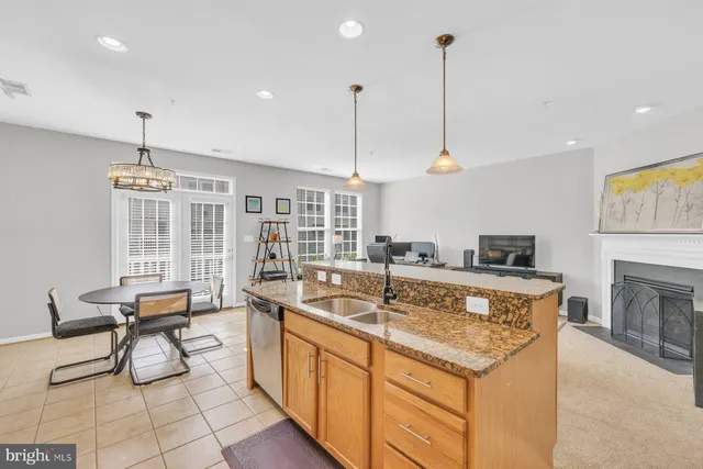 $457,900 | 2595 Eastbourne Drive, Woodbridge, VA 22191