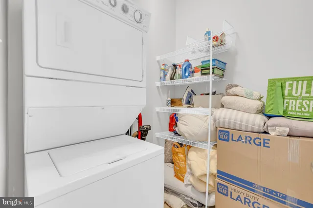 $457,900 | 2595 Eastbourne Drive, Woodbridge, VA 22191