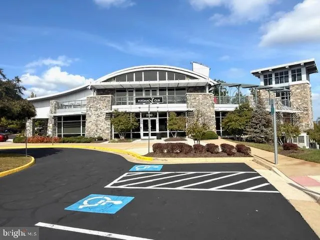 $457,900 | 2595 Eastbourne Drive, Woodbridge, VA 22191