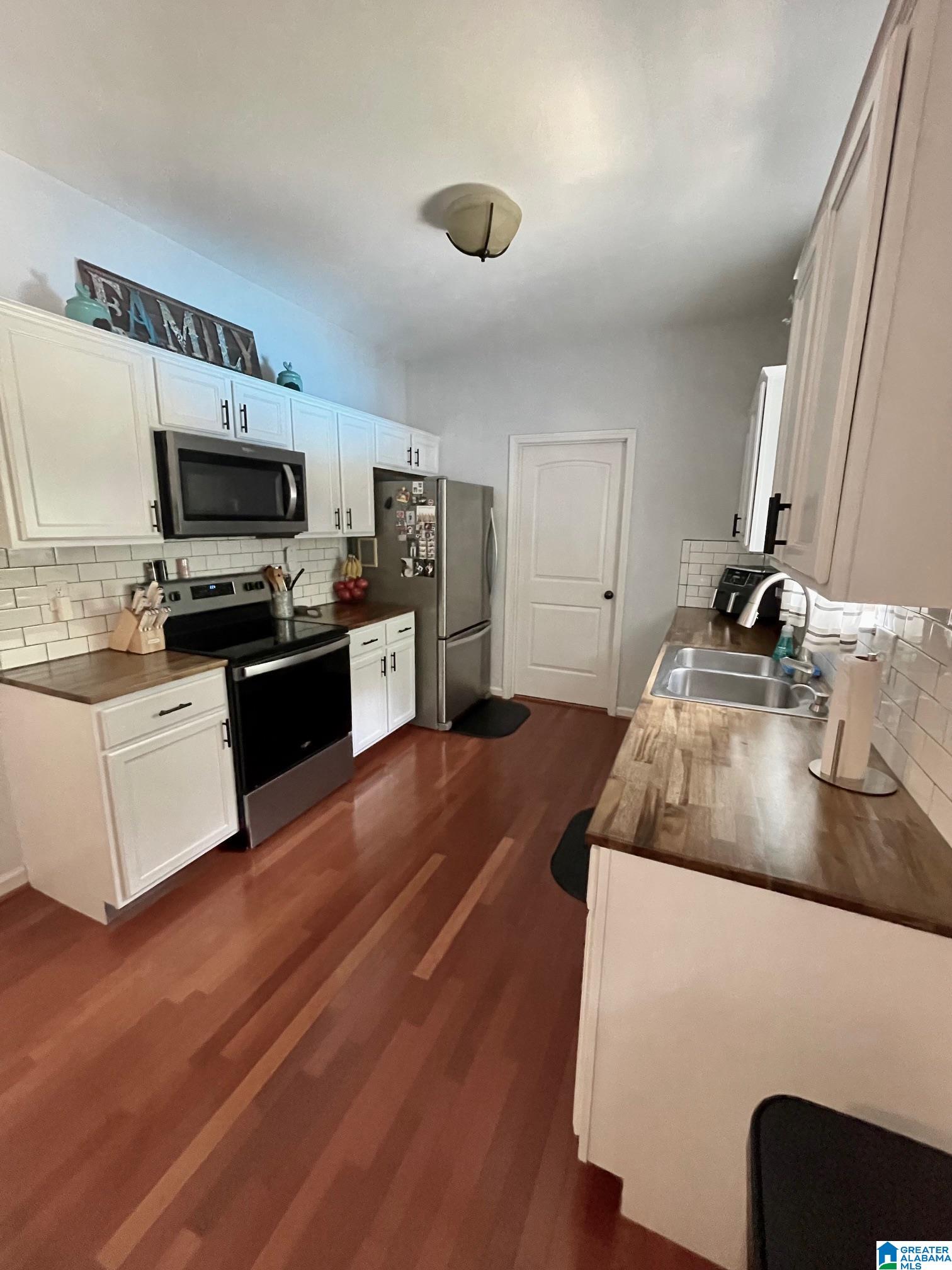 223 Walnut Street Leeds, AL 35094 - Photo 11 of 23