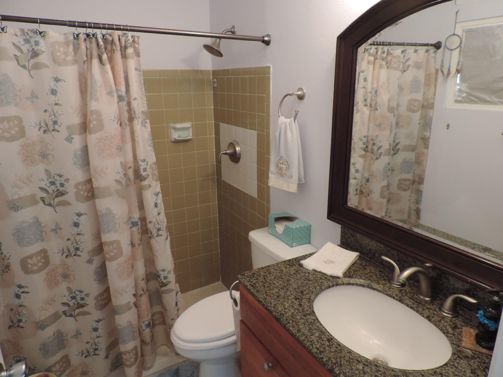 273 Southwest Kentwood Road Port St. Lucie, FL 34953 - Photo 8 of 25 Master bathroom