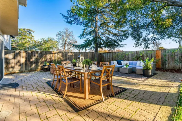 $2,550,000 | 600 Bainbridge Street, Foster City, CA 94404