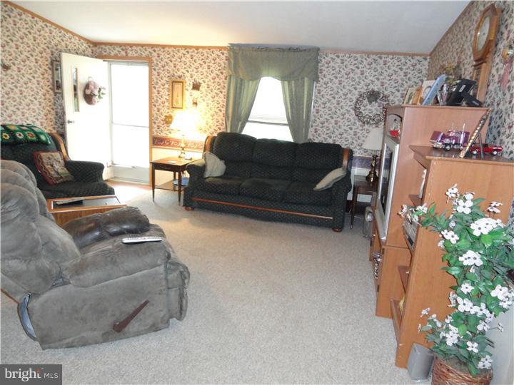 2894 Fords Corner Road Hartly, DE 19953 - Photo 13 of 16 Living Room