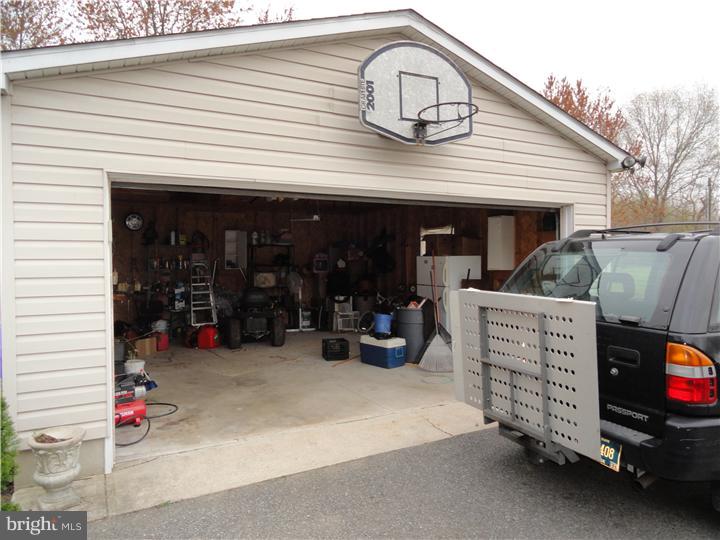 2894 Fords Corner Road Hartly, DE 19953 - Photo 8 of 16 Garage