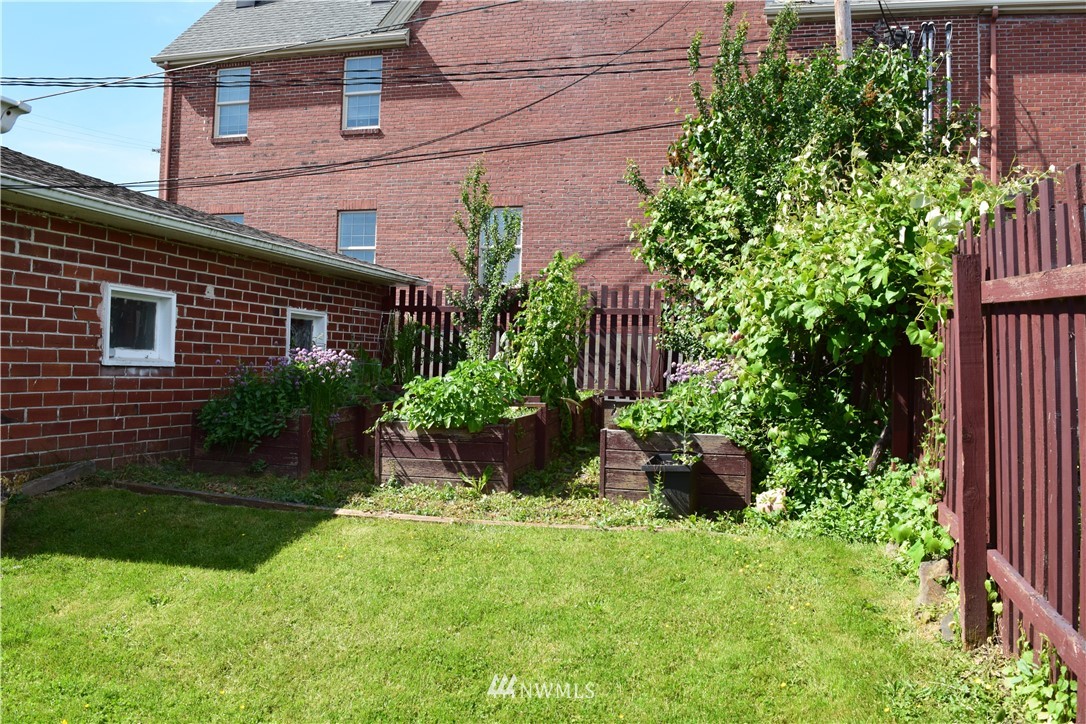 124 Southwest Alfred Street Chehalis, WA 98532 - Photo 13 of 21 Gallery Image 13