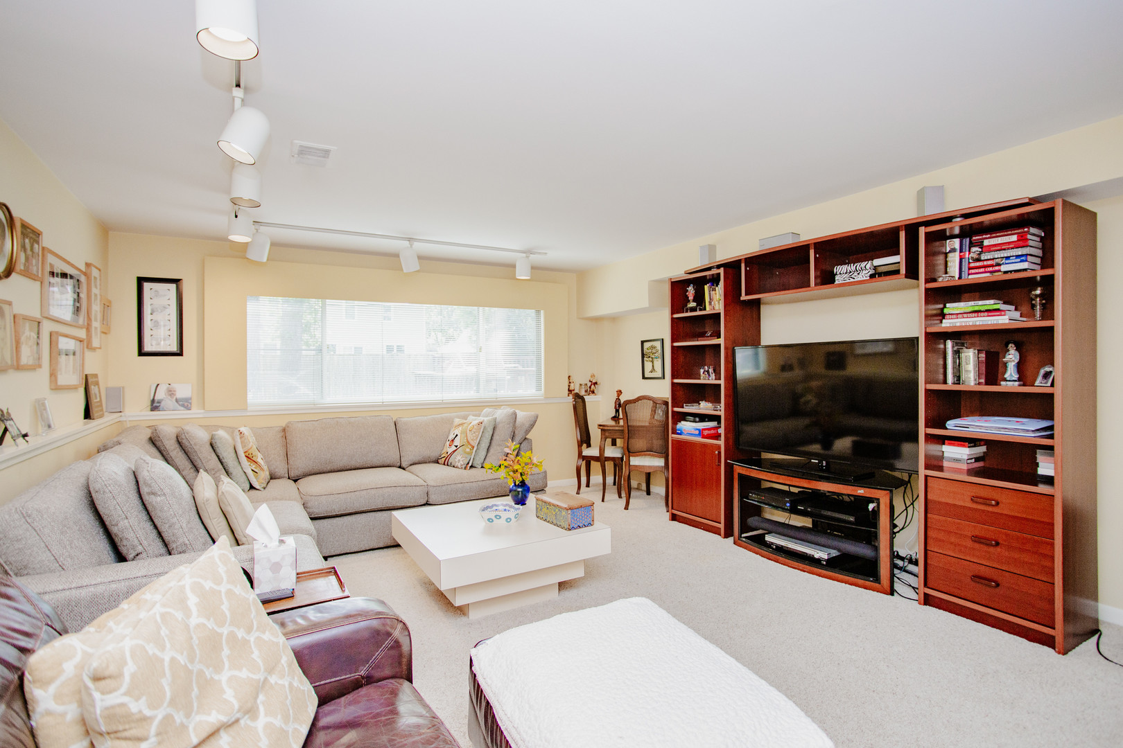 1133 Kenton Road Deerfield, IL 60015 - Photo 20 of 35