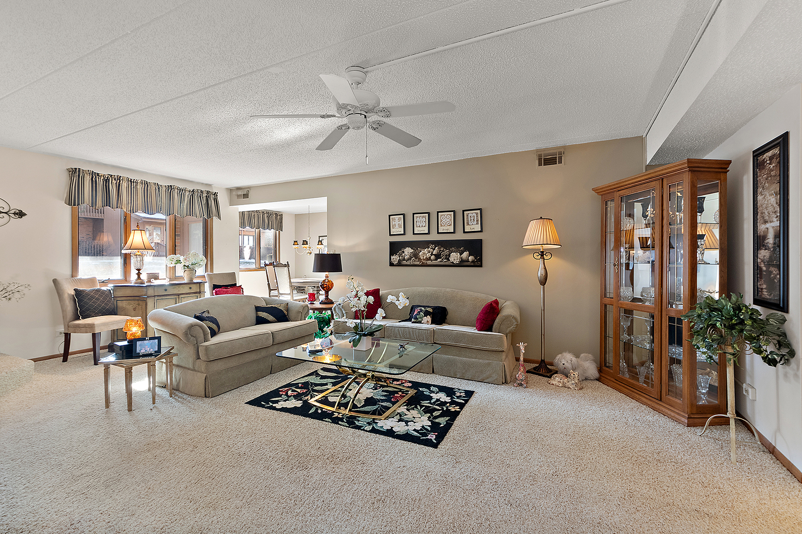 7962 Garfield Avenue, Unit 109 Burr Ridge, IL 60527 - Photo 12 of 21 Gallery Image 12