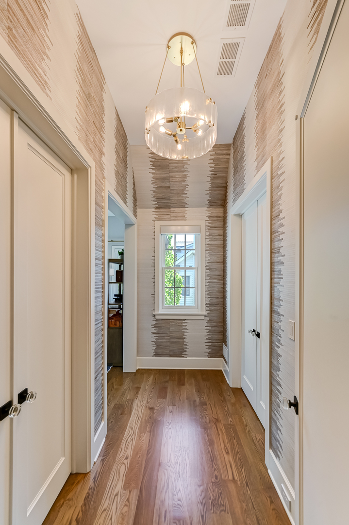 121 East 4th Street Hinsdale, IL 60521 - Photo 25 of 60
