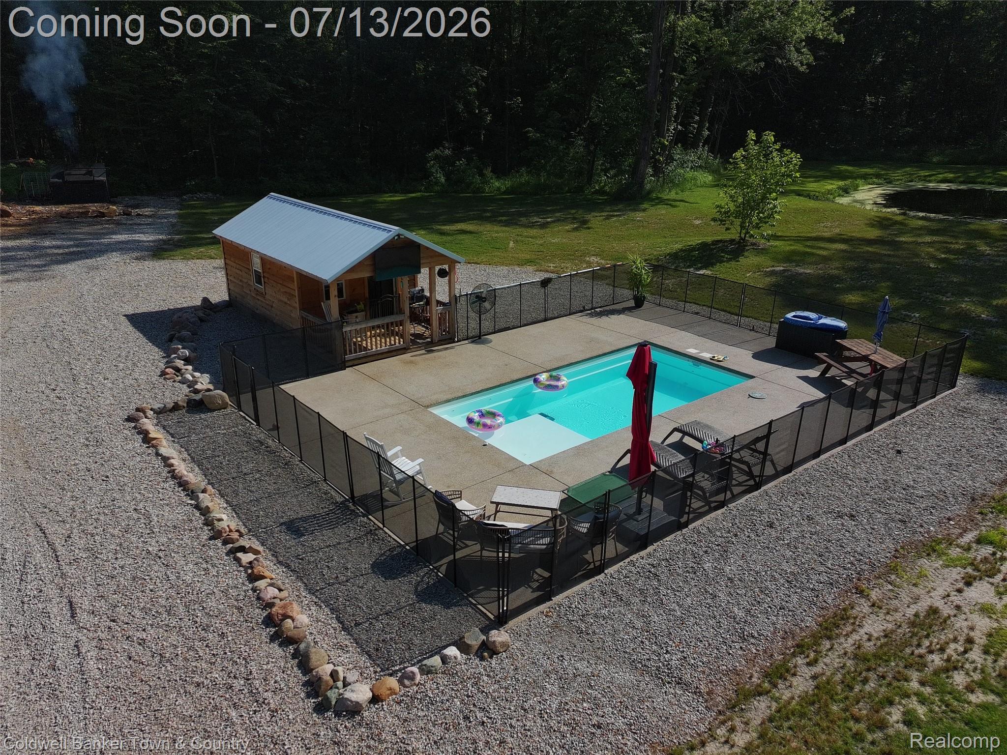 6150 North Fleming Road Howell, MI 48855 - Photo 7 of 9 _app_sd_ATOM_001_DCIM_PTSC_0040.jpeg