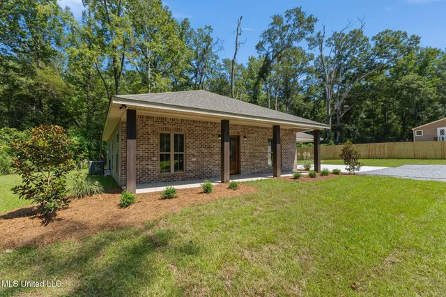 $299,500 | 24 Atkinson Road, Sumrall, MS 39482