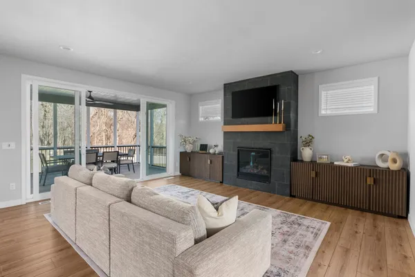 $925,000 | 4070 Great Bridge Drive, DeForest, WI 53532