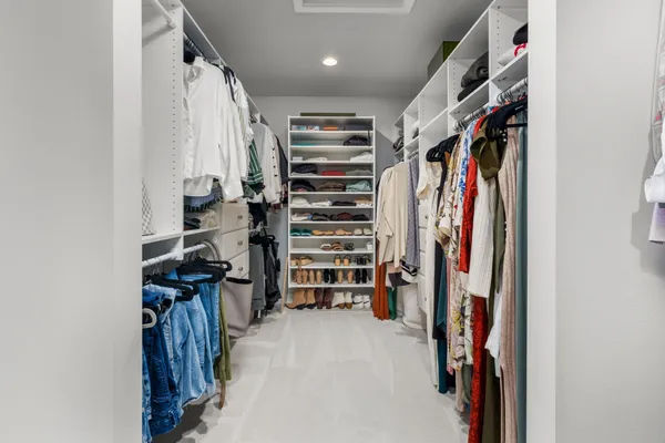 $925,000 | 4070 Great Bridge Drive, DeForest, WI 53532