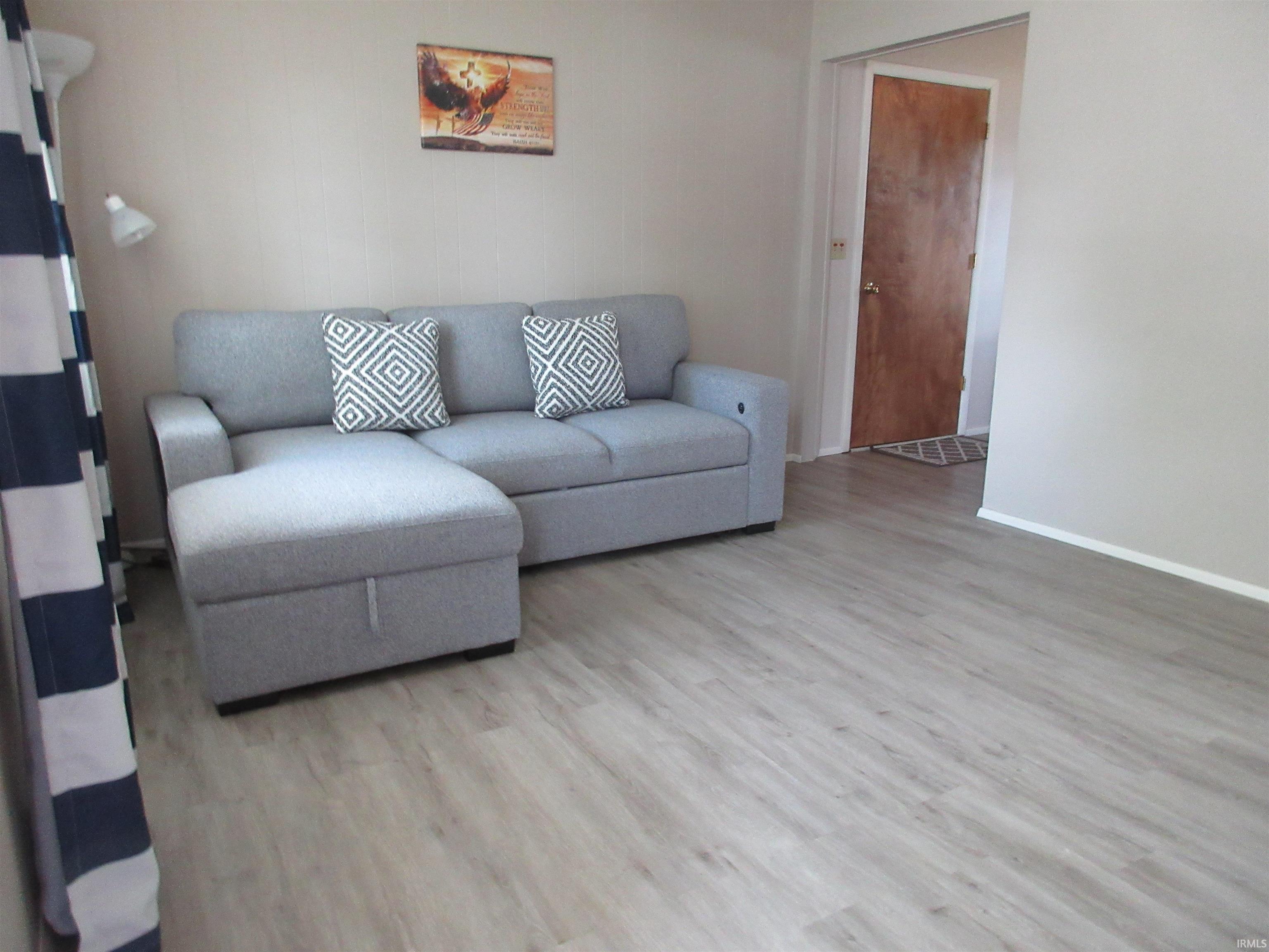 433 Line Street Decatur, IN 46733 - Photo 5 of 17