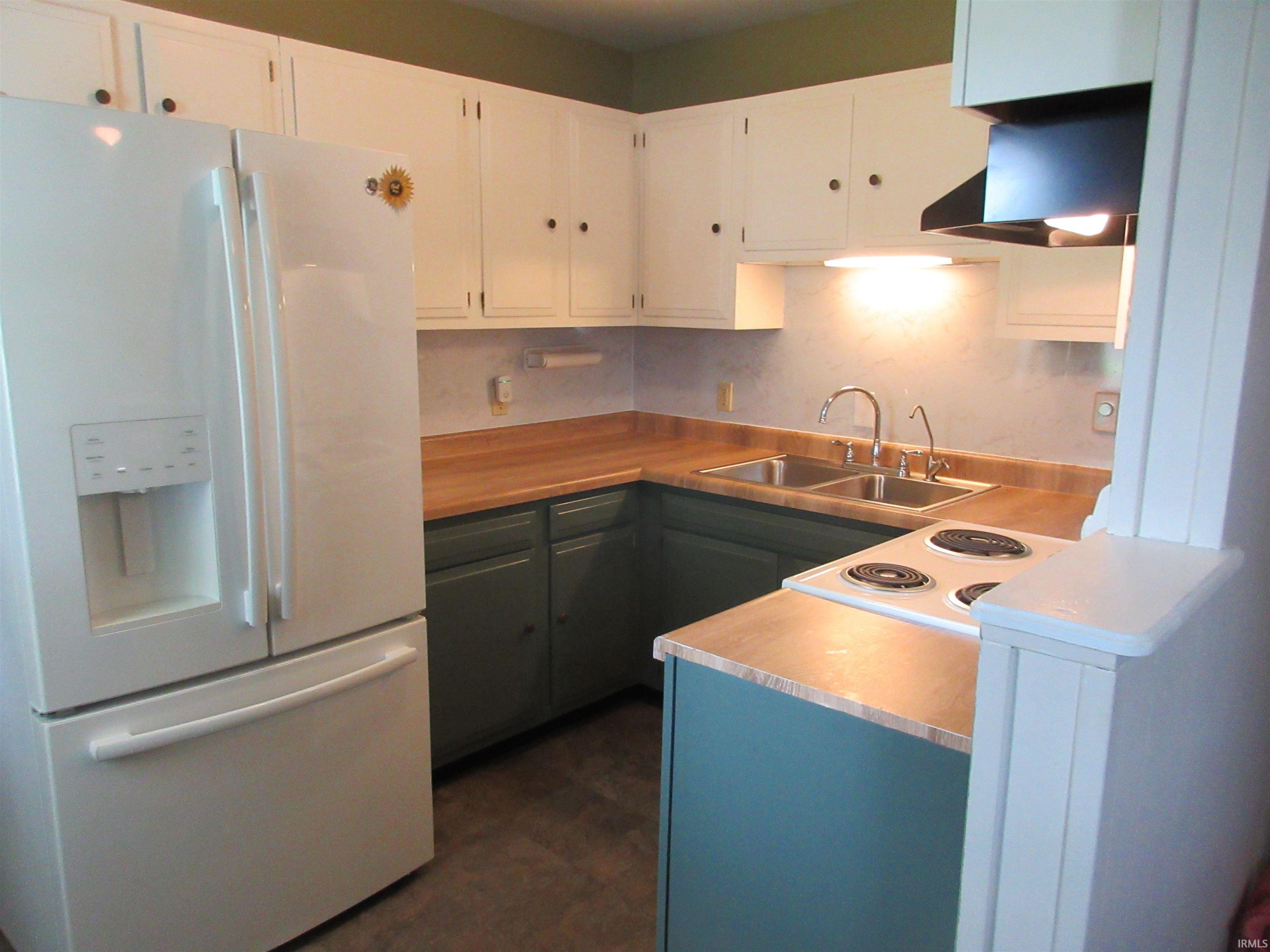 433 Line Street Decatur, IN 46733 - Photo 6 of 17