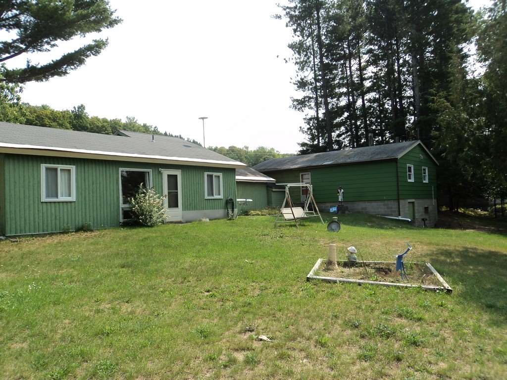 3957 Rushton Road Central Lake, MI 49622 - Photo 27 of 28 1806393-26.JPG