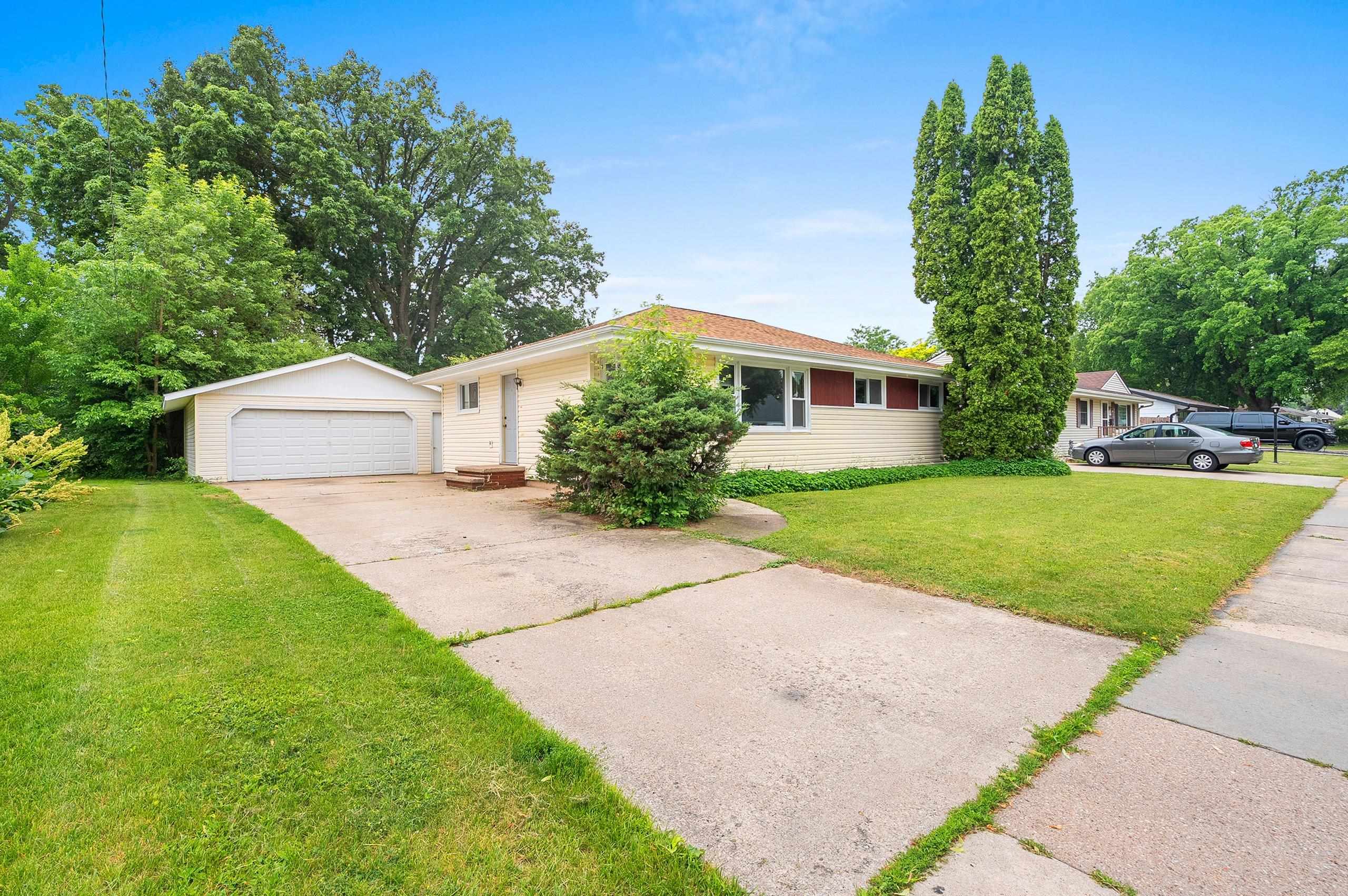 637 East Wilson Avenue Appleton, WI 54915 - Photo 34 of 45
