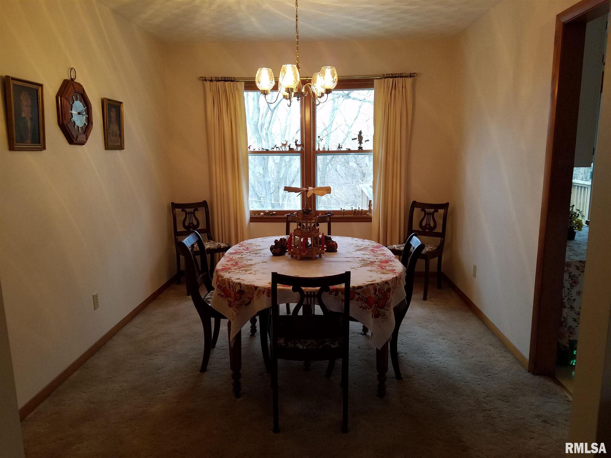 726 Schick Road Clinton, IA 52732 - Photo 5 of 15 Gallery Image 5