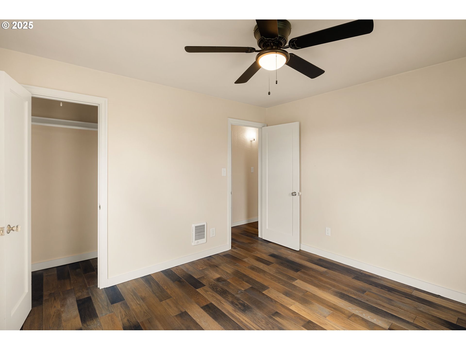 1213 Modoc Street Springfield, OR 97477 - Photo 23 of 40 Bedroom