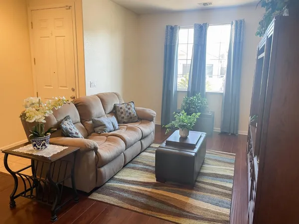 $547,500 | 127 Argillite Avenue, Lathrop, CA 95330