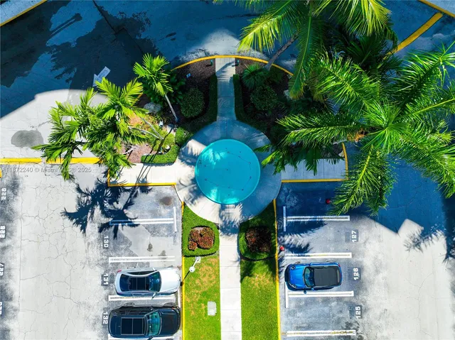 $435,000 | 3301 Northeast 5th Avenue, Unit 110, Miami, FL 33137