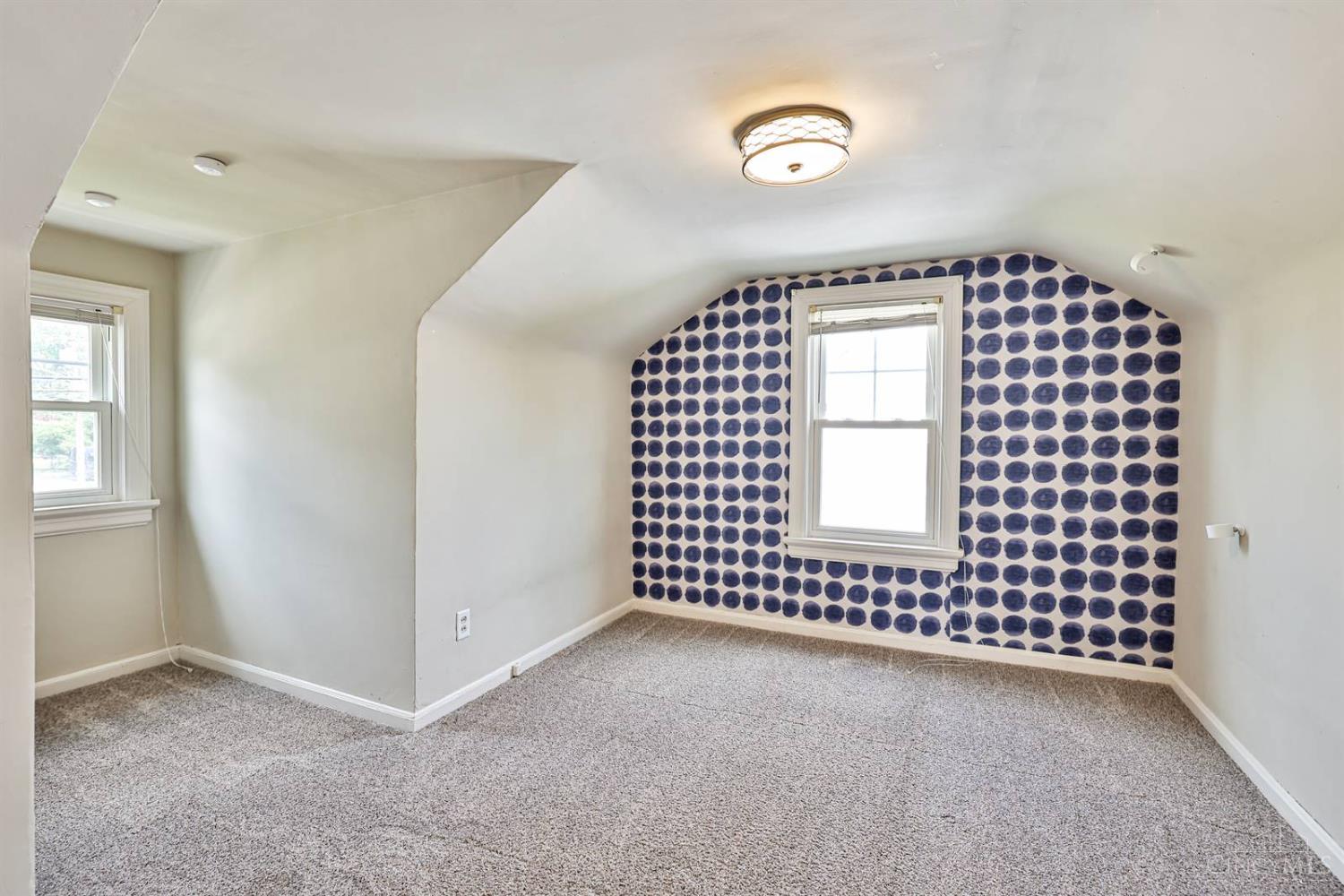 4633 Hunt Road Blue Ash, OH 45242 - Photo 20 of 32