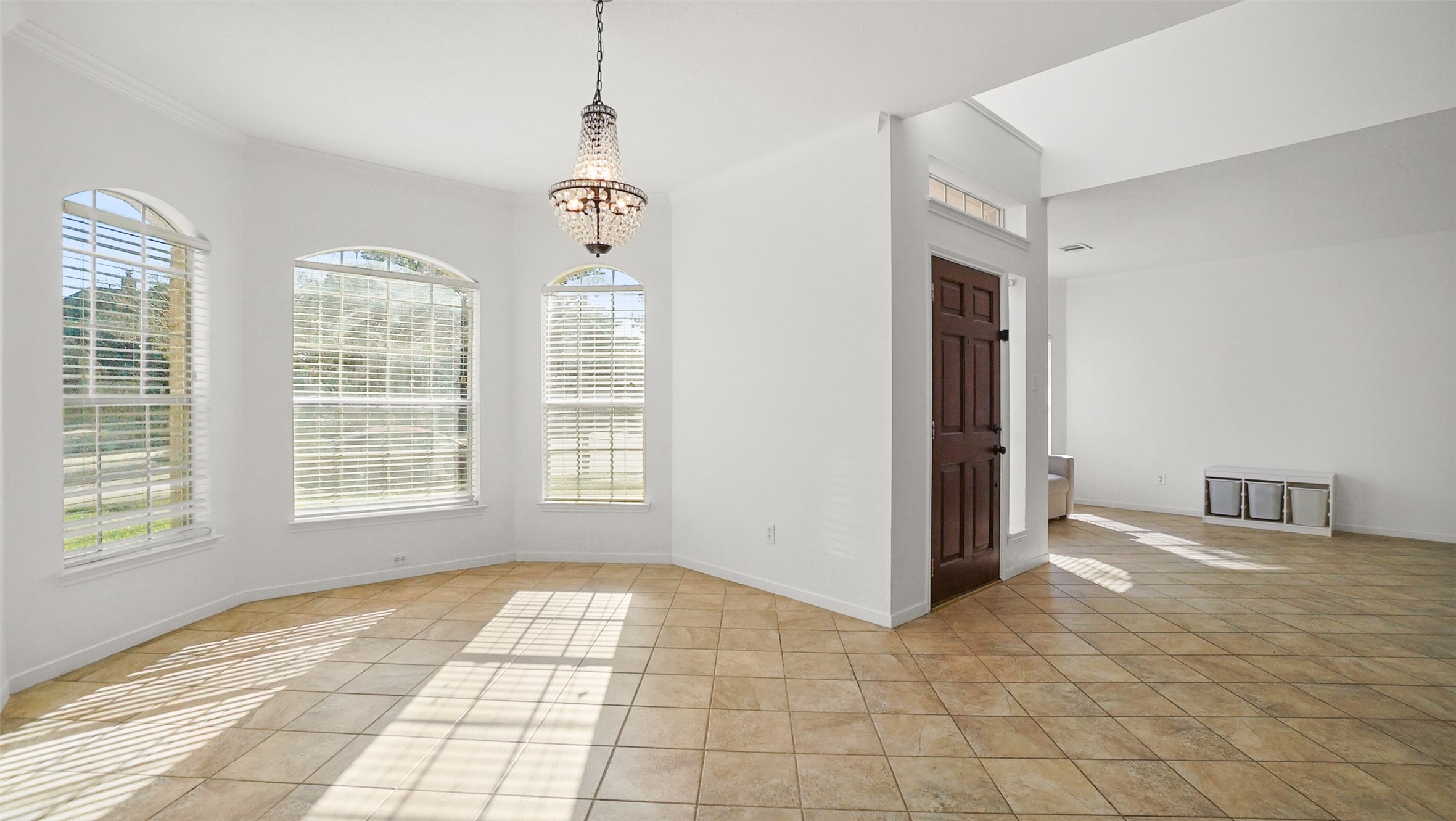 810 Flanners Court Spring, TX 77373 - Photo 9 of 42 a view of an empty room with a window