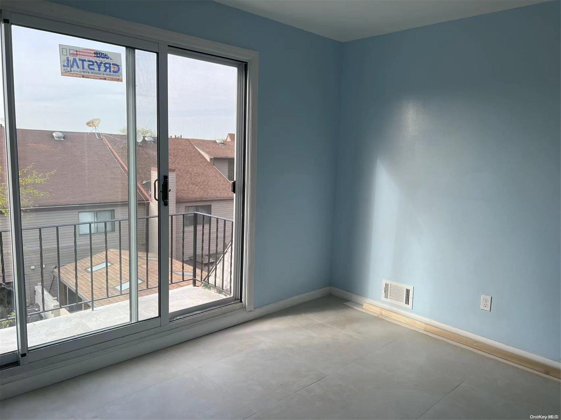74 Rosedale Avenue Staten Island, NY 10312 - Photo 13 of 28 Gallery Image 13