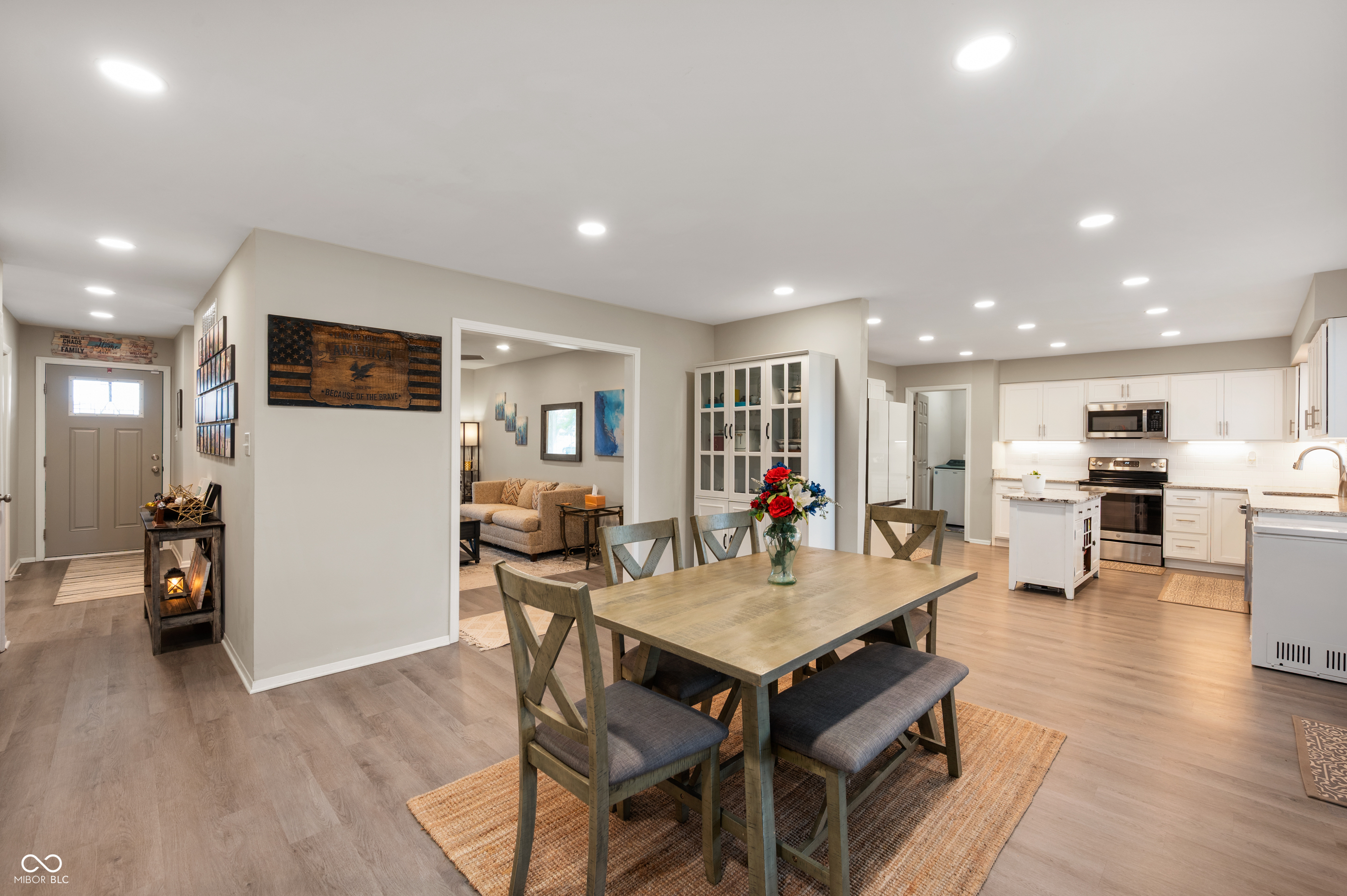 2311 Radcliffe Avenue Indianapolis, IN 46227 - Photo 6 of 39